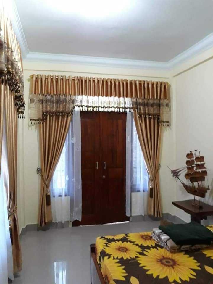 Bukit Lawang Hotel ภายนอก รูปภาพ