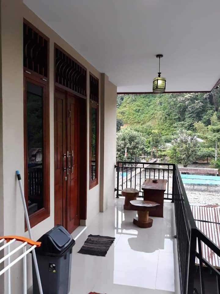 Bukit Lawang Hotel ภายนอก รูปภาพ